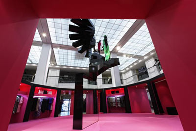 KaDeWe Kaufhaus des Westens Berlin Ausstellung Mode Kleider KaDeWe Kaufhaus des Westens Berlin Ausstellung Mode Kleider