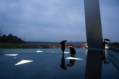 Office for Visual Interaction New York Ausstellung Lighting Powers of Ten 2010 Berlin Aedes