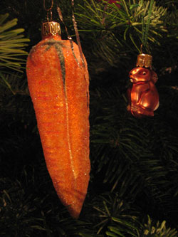 weihnachsthase attackiert adventsmöhre! oder umgekehrt?